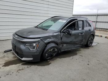  Salvage Kia Niro