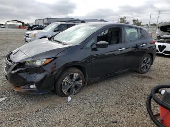  Salvage Nissan LEAF