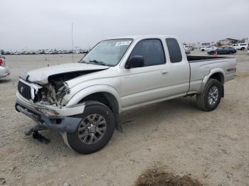  Salvage Toyota Tacoma
