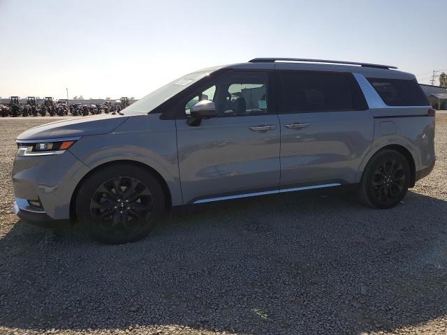  Salvage Kia Carnival