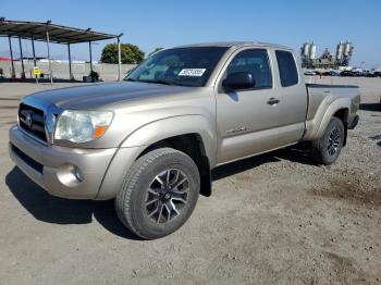 Salvage Toyota Tacoma