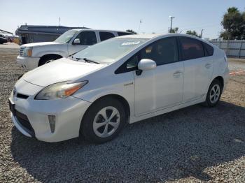  Salvage Toyota Prius