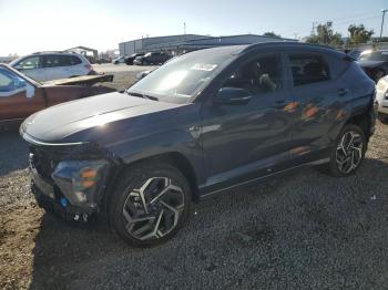  Salvage Hyundai KONA