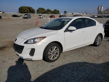  Salvage Mazda 3