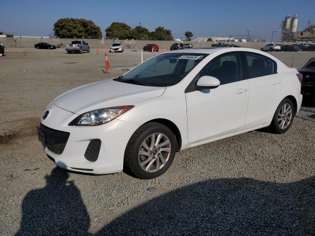  Salvage Mazda 3