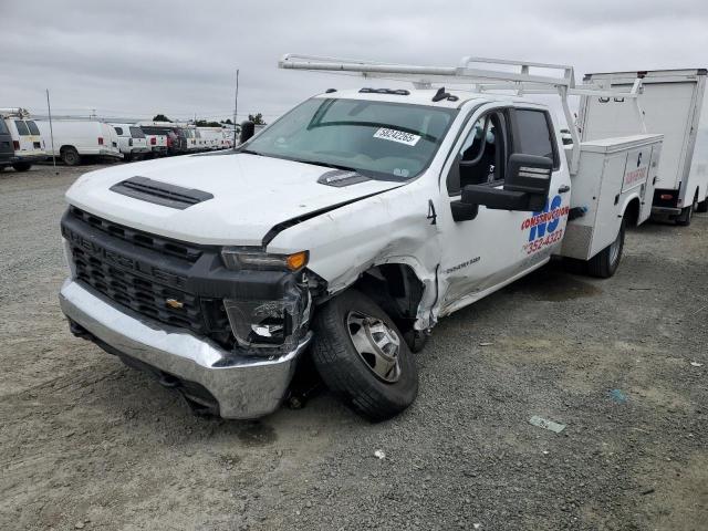  Salvage Chevrolet 3500