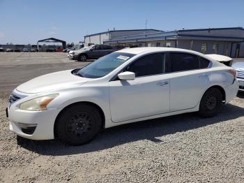  Salvage Nissan Altima