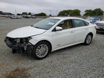  Salvage Toyota Avalon