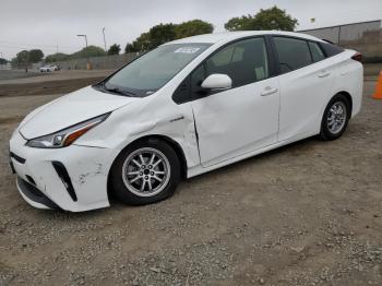 Salvage Toyota Prius