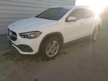  Salvage Mercedes-Benz GLA