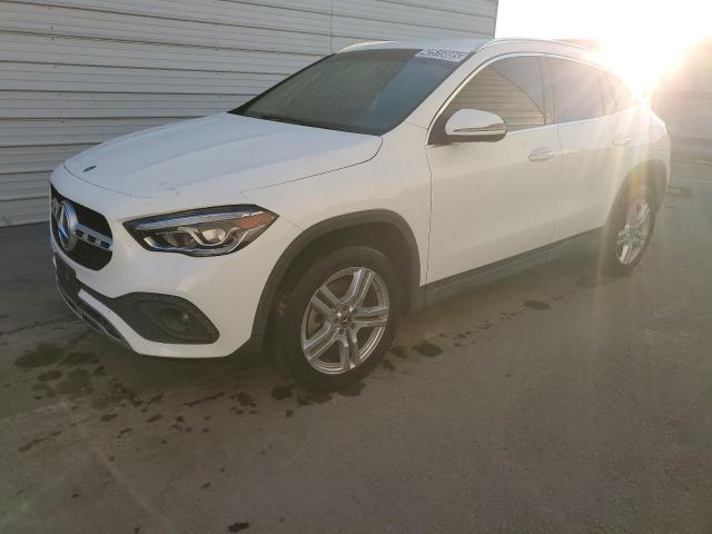  Salvage Mercedes-Benz GLA