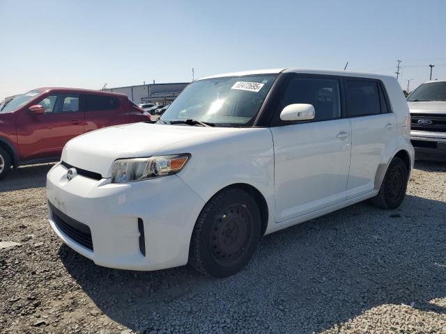  Salvage Toyota Scion