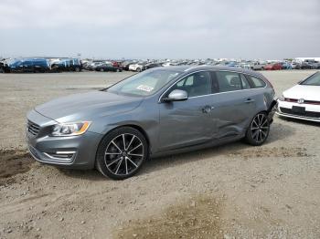  Salvage Volvo V60