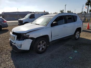  Salvage Jeep Compass