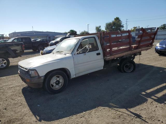  Salvage Toyota Pickup