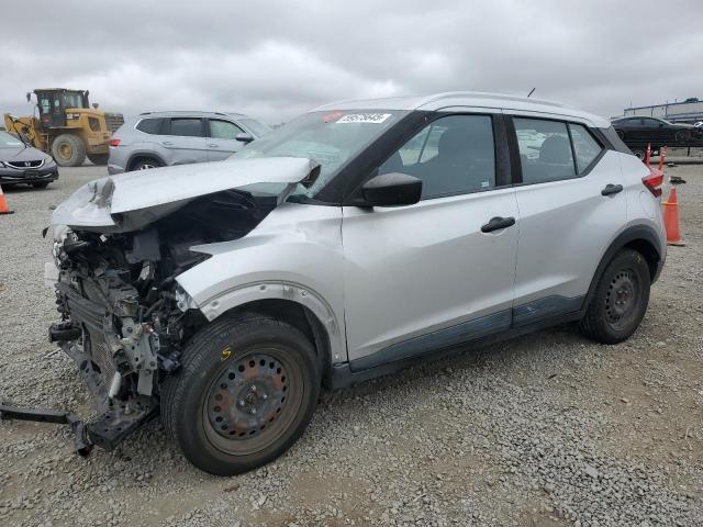 Salvage Nissan Kicks