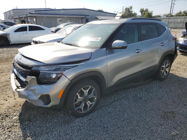  Salvage Kia Seltos
