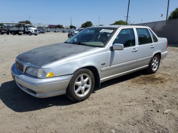 Salvage Volvo S70