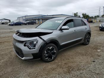  Salvage Kia Niro