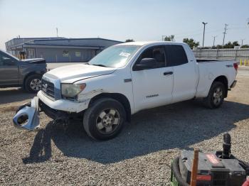  Salvage Toyota Tundra