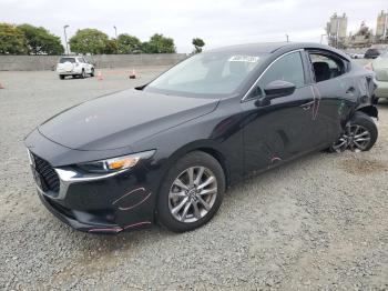  Salvage Mazda 3