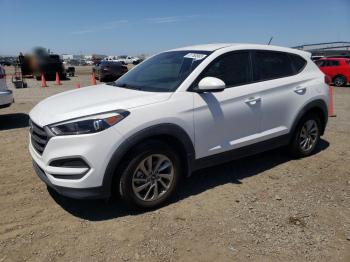  Salvage Hyundai TUCSON