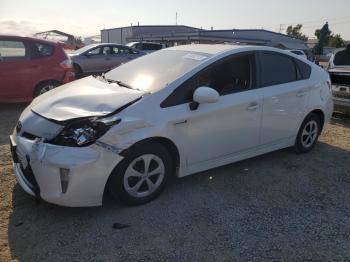  Salvage Toyota Prius