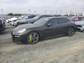  Salvage Porsche Panamera
