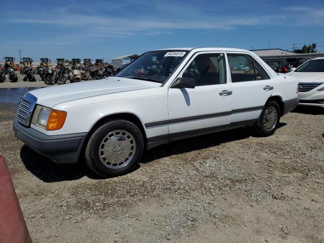  Salvage Mercedes-Benz 260-Class