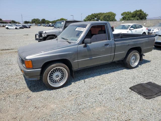  Salvage Toyota Pickup