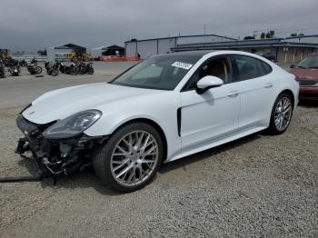  Salvage Porsche Panamera