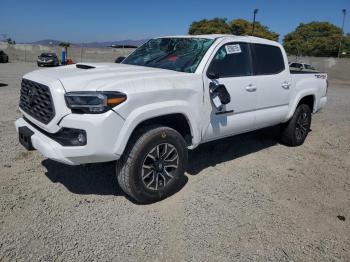  Salvage Toyota Tacoma
