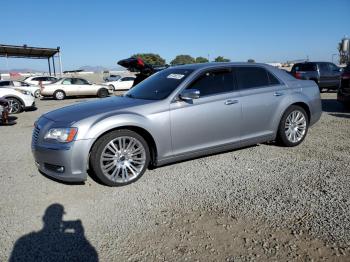  Salvage Chrysler 300