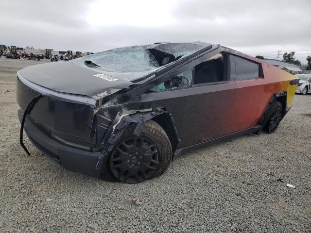  Salvage Tesla Cybertruck