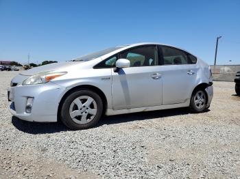  Salvage Toyota Prius