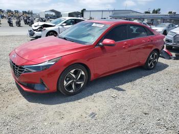  Salvage Hyundai ELANTRA