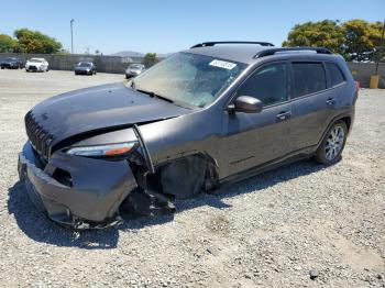  Salvage Jeep Grand Cherokee