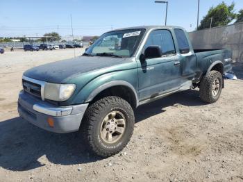  Salvage Toyota Tacoma