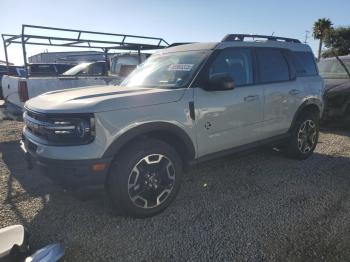  Salvage Ford Bronco