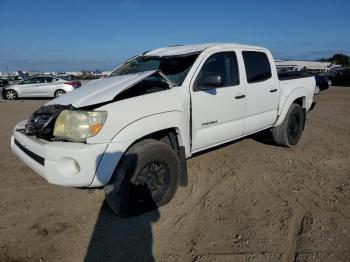  Salvage Toyota Tacoma