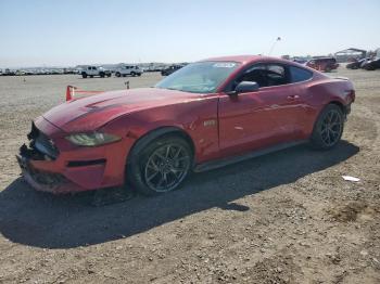  Salvage Ford Mustang