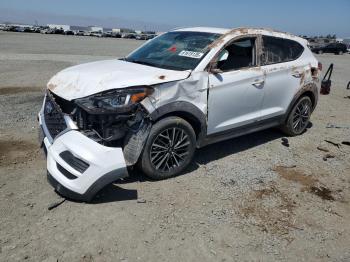  Salvage Hyundai TUCSON
