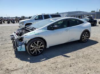  Salvage Toyota Prius