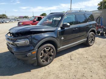  Salvage Ford Bronco