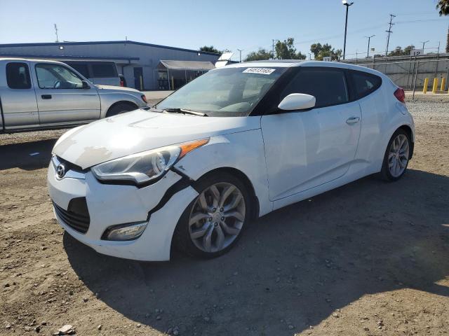  Salvage Hyundai VELOSTER