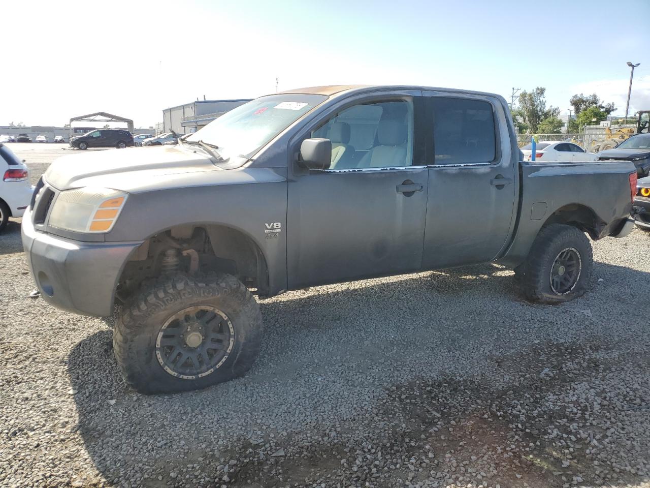 Nissan Titan Xe Image 1