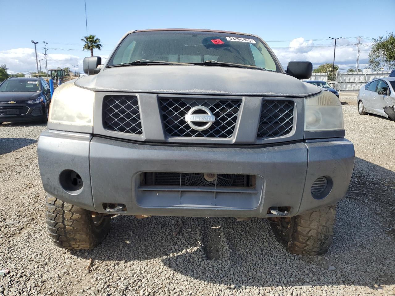 Nissan Titan Xe Image 5