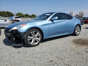  Salvage Hyundai Genesis