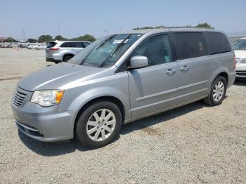  Salvage Chrysler Minivan