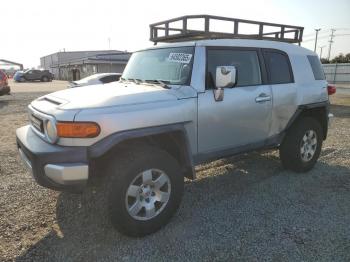  Salvage Toyota FJ Cruiser